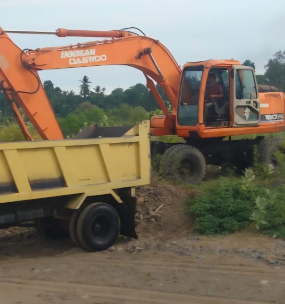 Alat Berat Mulai Beroperasi, Satgas TMMD Ke-129 Kodim 0102/Pidie Pacu Pembangunan Jalan di Lhok Panah