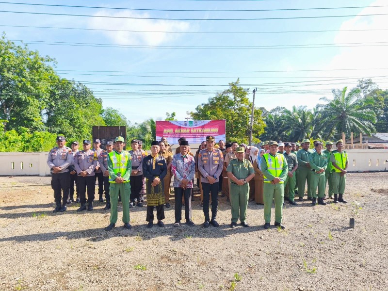 Polsek Rambah Samo Gelar Apel Akbar Satkamling, Dorong Sinergitas Jaga Kamtibmas
