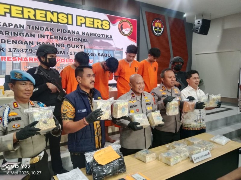 Polda Riau Gagalkan Penyelundupan 17,37 Kg Sabu Jaringan Internasional