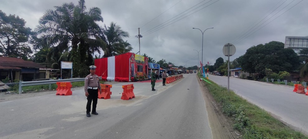 Pelda M. Nasir Ikut Amankan Pos PAM Nataru di Exit Tol Minas Simpang Perawang