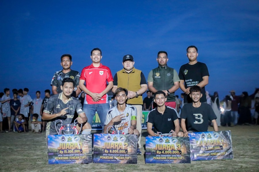 Penutupan Pematang Tengah Cup I Berlangsung Meriah, Mutiara FC Keluar Sebagai Juara
