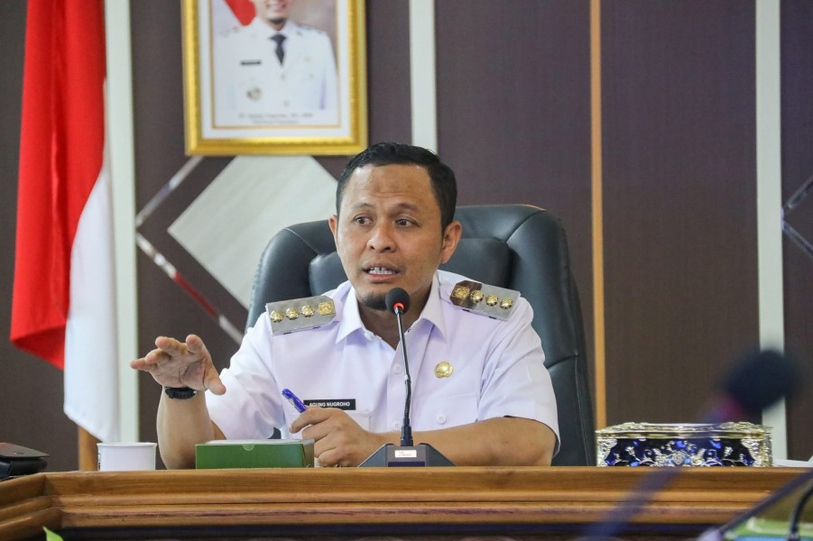 Wali Kota Pekanbaru Pastikan Perbaikan 1.600 Titik Jalan Rusak Secara Bertahap