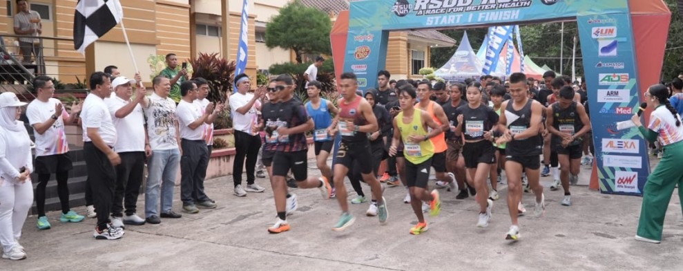 RSUD Teluk Kuantan Gelar “RSUD RUN 2025” Meriahkan Hari Kesehatan Nasional