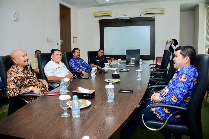 KI Riau Visitasi PPID Kampar, Zufra Irwan: Tata Kelola Informasi Publik Semakin Inovatif