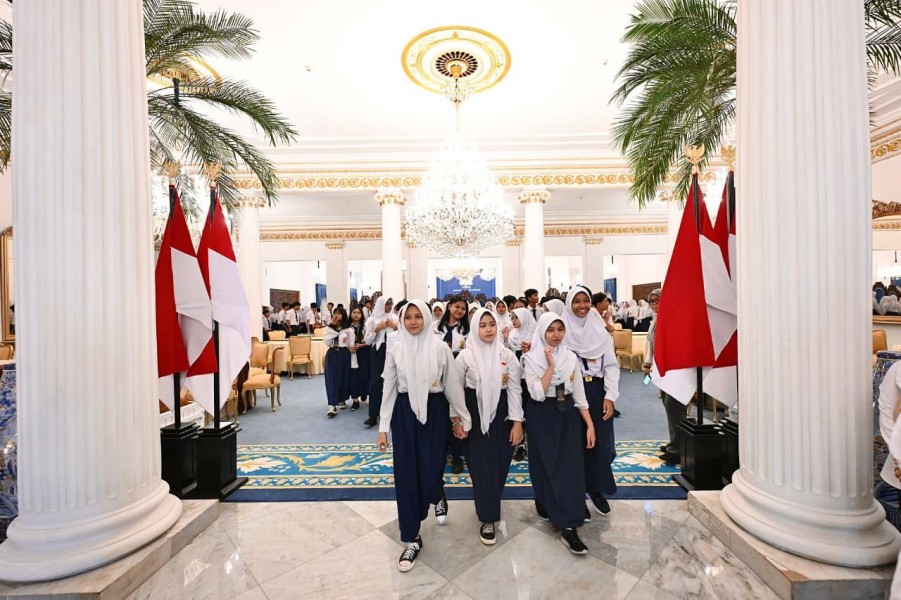 Siswa SMP 39 Jakarta Dapat Pengalaman Langsung Belajar di Istana