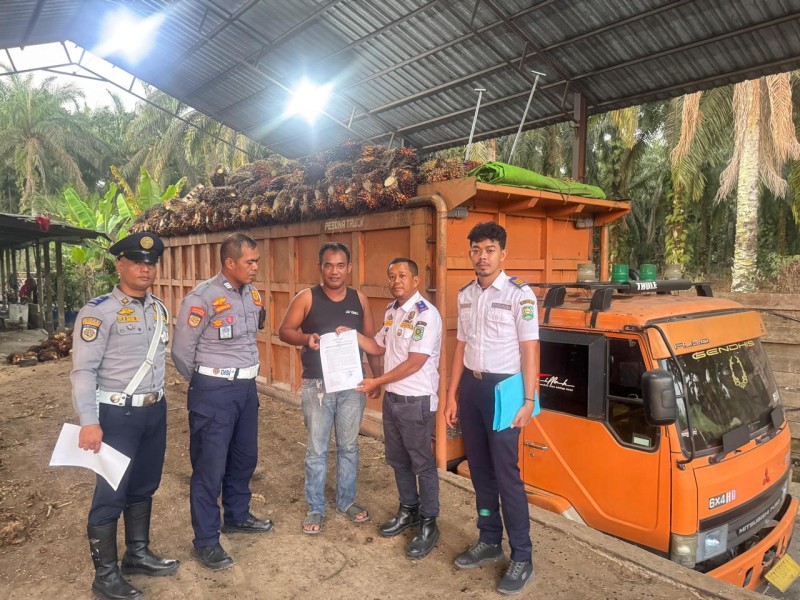 Dishub Siak Imbau Truk Barang Tidak Melintas pada Jam Sekolah