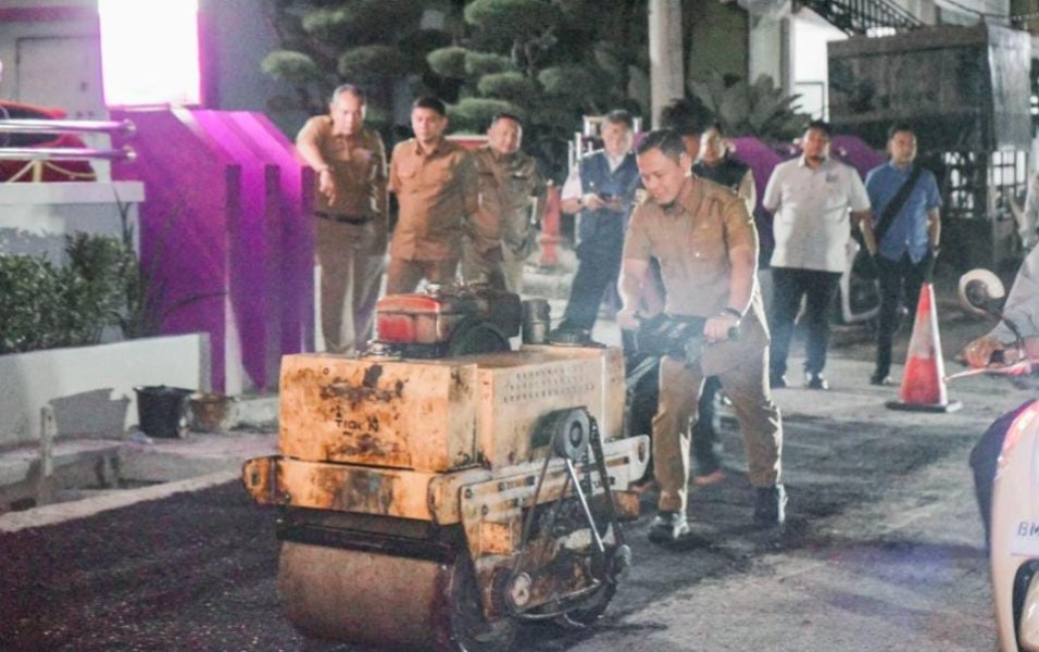 Komitmen Pemko Pekanbaru Bangun Infrastruktur: 29 Ruas Jalan Dioverlay Jelang Akhir Tahun