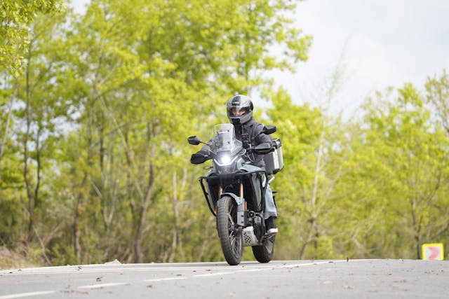 Ban Motor Terbaik untuk Harian dan Touring, Ini Pilihannya!
