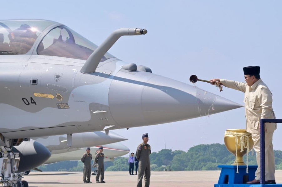 Prabowo Serahkan Jet Rafale dan Alutsista Baru untuk Perkuat Pertahanan Udara Indonesia