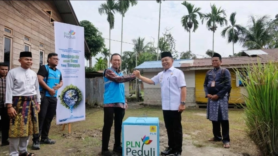 Bupati Asmar Apresiasi Bantuan Air Bersih dari PLN, Usulkan Penambahan 100 Titik Sumur Bor