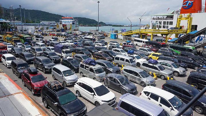 5 Jalur Penyeberangan Jawa-Sumatera Disiapkan untuk Lebaran
