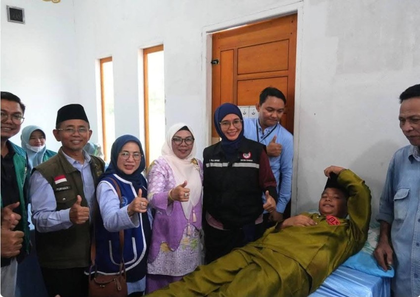 Kado Hari Ibu, 25 Anak Khitanan Massal Gratis di Sungai Pinang