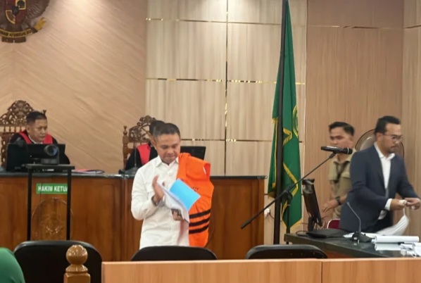 Ajukan Eksepsi, Abdul Wahid Sebut Dakwaan Jaksa KPK Kabur dan Tidak Cermat