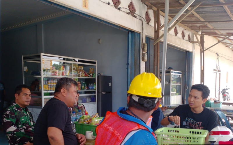 Jaga Keamanan dan Ketertiban, Babinsa Koramil 03 Sambangi Masyarakat