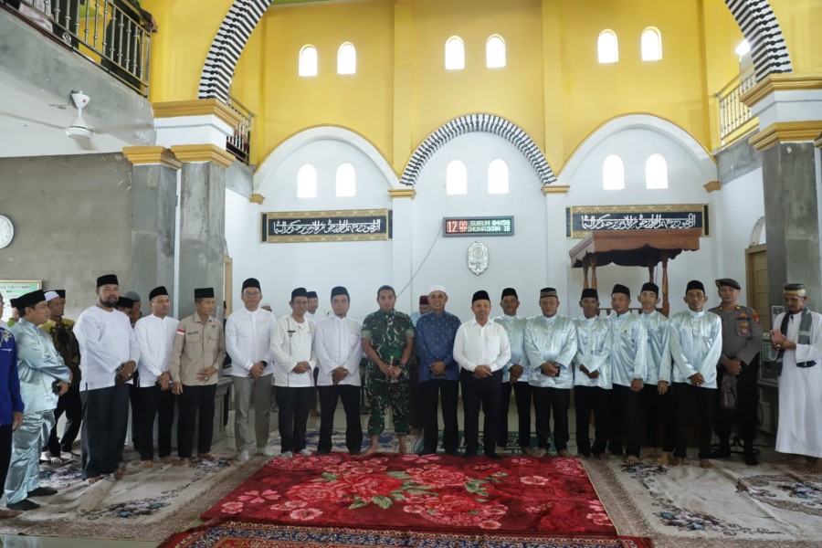 Dandim 0314/Inhil Dampingi Gubri Safari Ramadhan di Sungai Simbar