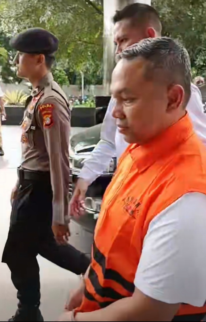 OTT Riau: KPK Tetapkan Gubri, Kadis PUPR, dan Tenaga Ahli Tersangka 'Jatah Preman' Proyek Infrastruktur