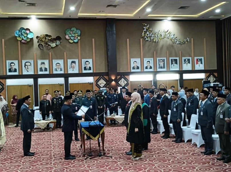Pemko Pekanbaru Lantik 27 Pejabat Eselon II, Ada yang Sempat Dinonaktifkan Sementara