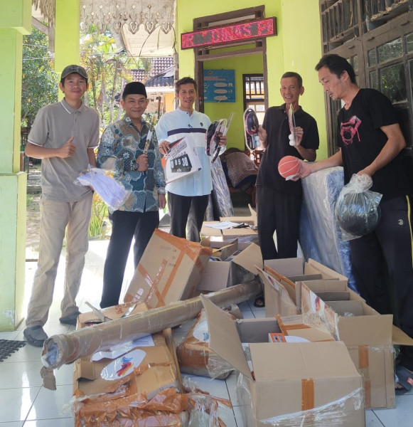 Dukungan Pusat Tiba! Dispora Bengkulu Selatan Terima Bantuan Peralatan Olahraga Kemenpora RI untuk Pertama Kali