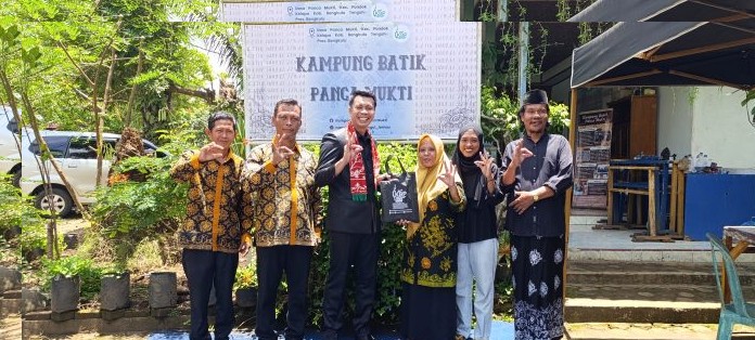 Reses Anggota DPRD Provinsi Bengkulu, Berlian Utama Harta Membatik Di Kelompok Batik Desa Panca Mukti