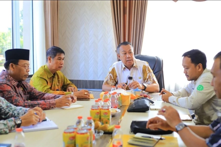 Wakil Bupati Muzamil Desak PLN Tuntaskan Krisis Listrik di Kepulauan Meranti