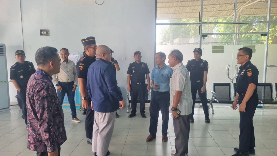 Kunjungan ke Pelabuhan Penumpang, KPPBC TMP B Dumai Disambut GM Pelindo Dumai