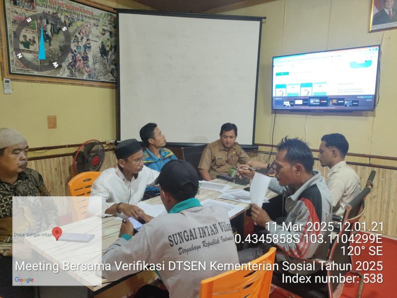 Pemdes Sungai Intan Gelar Rapat Verifikasi Data Tunggal Sosial Ekonomi Nasional Tahun 2025