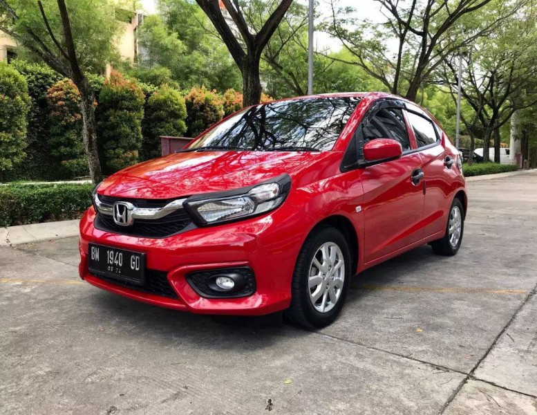 Rekomendasi Mobil Bekas Manual Paling Irit di 2025