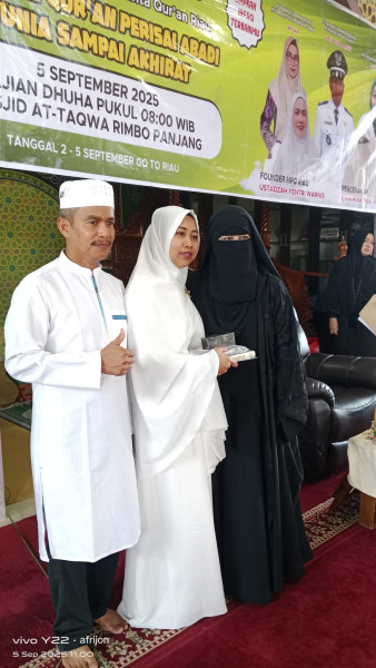 Hadirkan Ustadza Ummi Pipik, Pemerintah Desa Rimbo Panjang Gelar Safari Dakwah dan Maulid Nabi