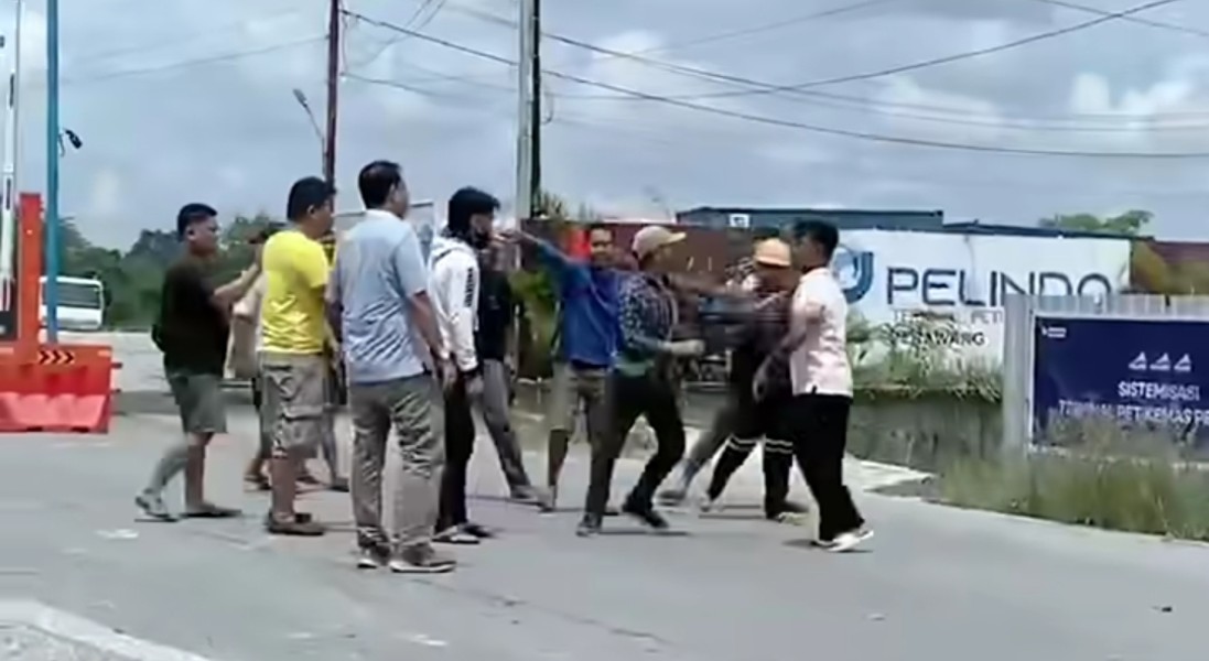 Dugaan Upeti dan Adu Domba Masyarakat Warnai Aktivitas Bongkar Muat di Pelindo Perawang