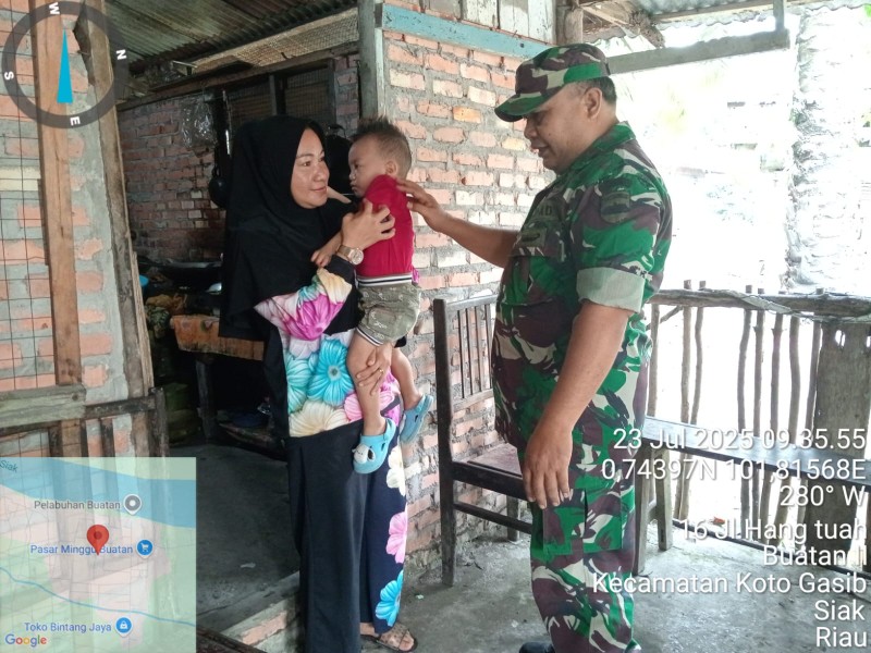 Babinsa Koramil 04/Perawang Lakukan Pengecekan Anak Stunting di Kampung Buatan Dua, Koto Gasib