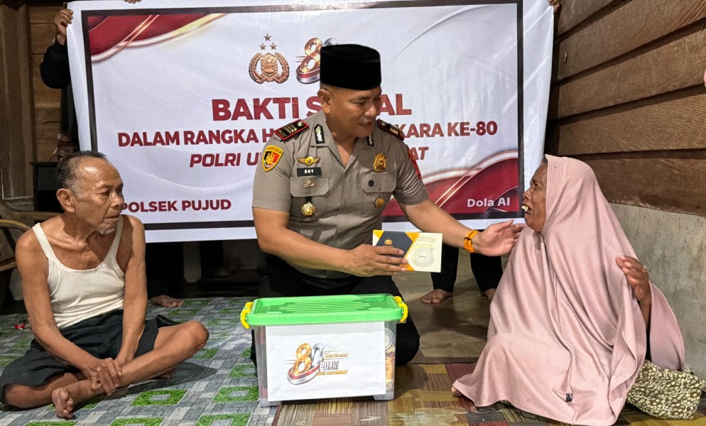 Polsek Pujud Salurkan Bantuan Sembako dan Uang Tunai kepada Warga Kurang Mampu Sambut Hari Bhayangkara ke-80