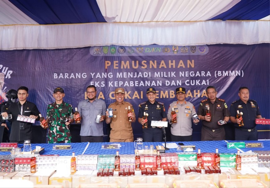 Dandim 0314/Inhil Hadiri Pemusnahan BMMN Eks Kepabeanan dan Cukai di Tembilahan