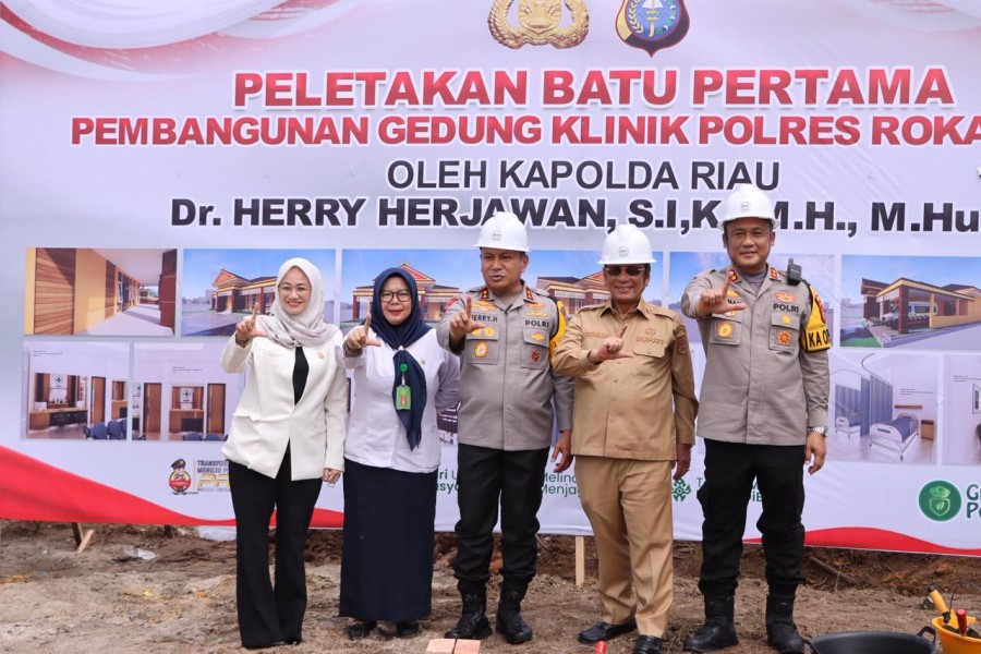 Kapolda Riau Resmikan MPP “Presisi” Polres Rohil dan Letakkan Batu Pertama Klinik Bhayangkara