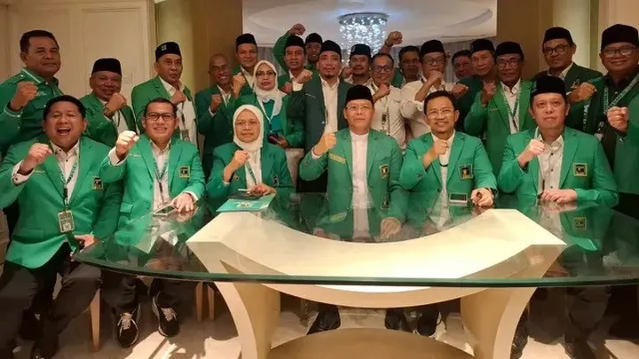 Resmi! Menkumham Resmi Teken SK Kepengurusan PPP dengan Ketum Mardiono