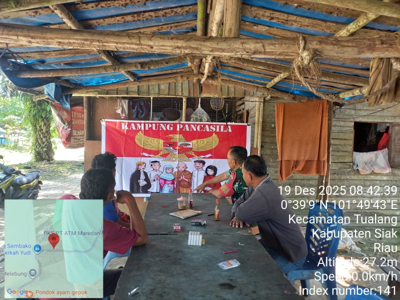 Babinsa Serka Alexander Sigalingging Sosialisasikan Nilai-Nilai Pancasila di Kampung Pancasila Maredan