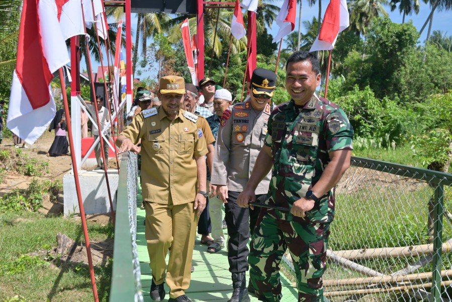 Dandim 0102/Pidie dan Bupati Pidie Jaya Resmikan Jembatan Perintis Garuda, Bukti Nyata Negara Hadir Membuka Akses dan Meningkatkan Kesejahteraan Warga