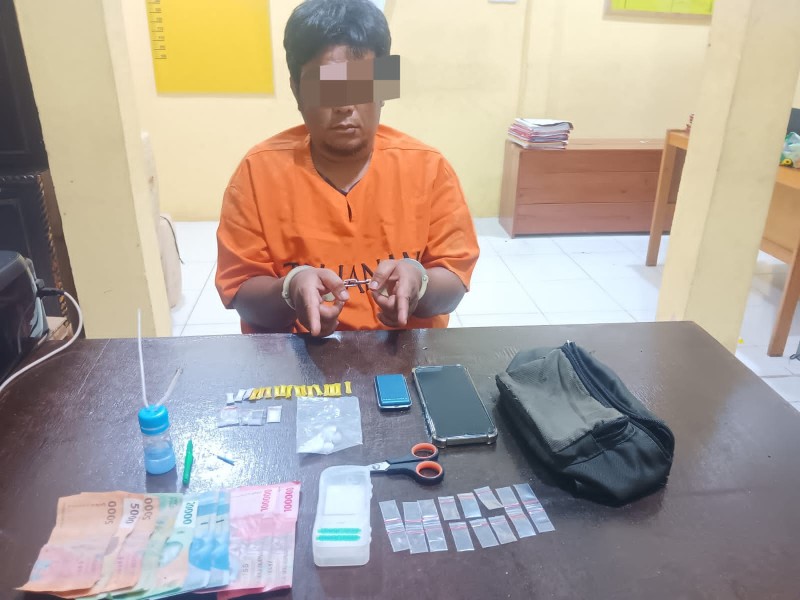 Polsek XIII Koto Kampar Tangkap Pelaku Narkoba di Rumah Kosong Sedang Menunggu Pembeli