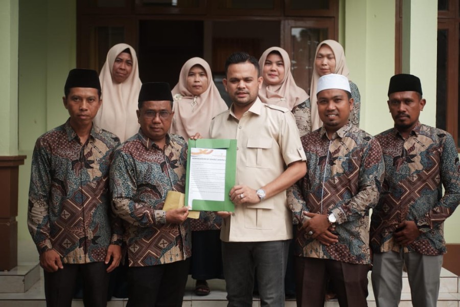 PT Green Palma Riau Jaya Salurkan Bantuan Rutin untuk MDA Desa Sawah: Komitmen Nyata Dukung Dunia Pendidikan