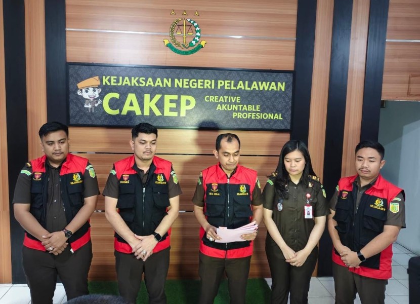 Penahanan 17 Tersangka Pupuk Subsidi Diperpanjang