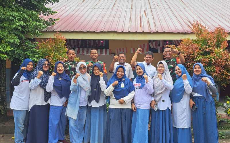 Babinsa Kenalkan Metode Gasing, Matematika Jadi Lebih Menyenangkan di SDN 010 Bagan Keladi