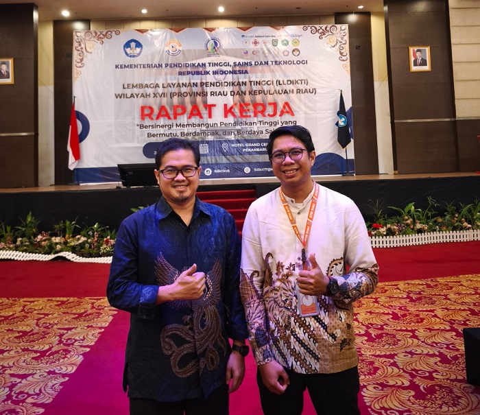Ketua YPK Al Huda dan Ketua STIE Riau Hadiri Raker 2025 LLDIKTI Wilayah XVII: Bersinergi Membangun Pendidikan Tinggi yang Berdaya Saing