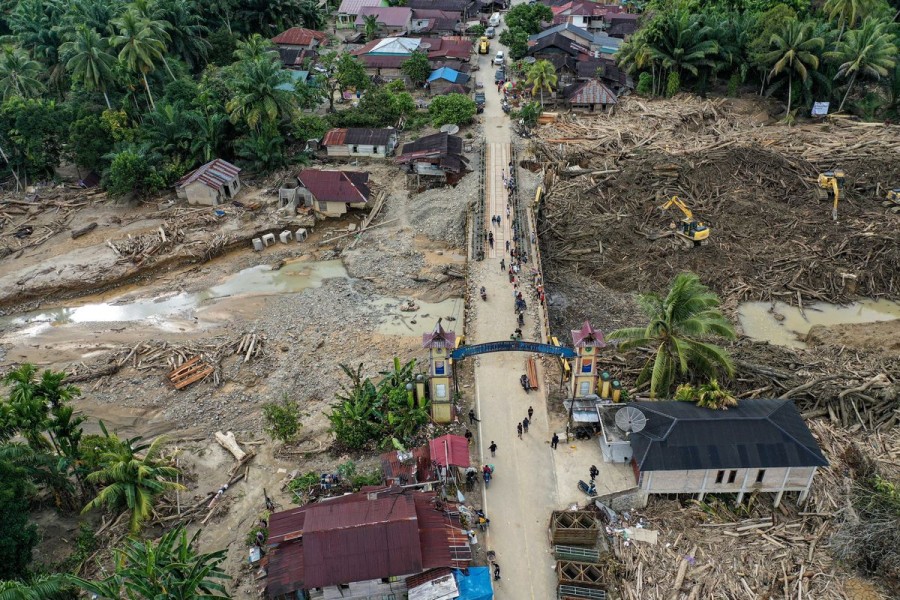 Korban Bencana Sumatera Capai 1.053 Orang, 200 Masih Hilang