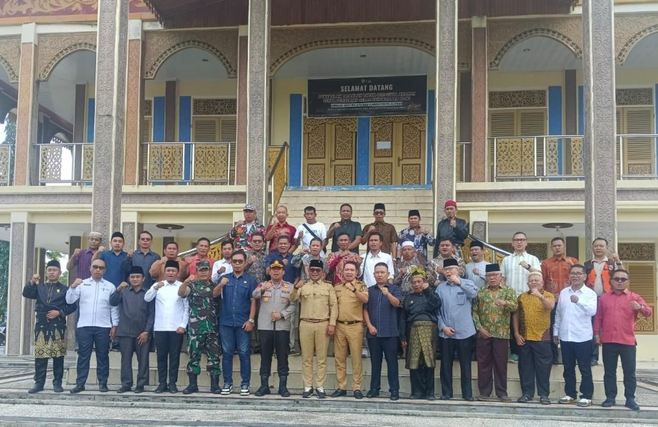 Pelalawan Damai! Bupati Zukri Ajak Masyarakat Tetap Bersatu di Tengah Gejolak Nasional
