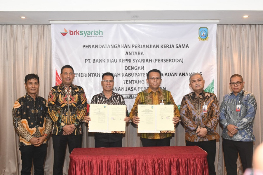 Teken Kerja Sama, BRK Syariah Komit Dukung Program Pemkab Anambas
