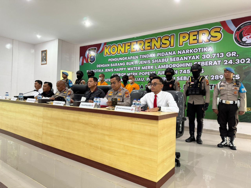 30 Kg Sabu dan Ribuan Liquid Vape Diamankan Polres Meranti, Wakapolda: Kalau Melawan Kita Tembak!