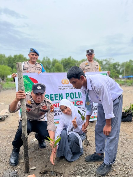 Polsek Concong Gelar Sosialisasi Green Policing, Tanamkan Kepedulian Lingkungan pada Generasi Z