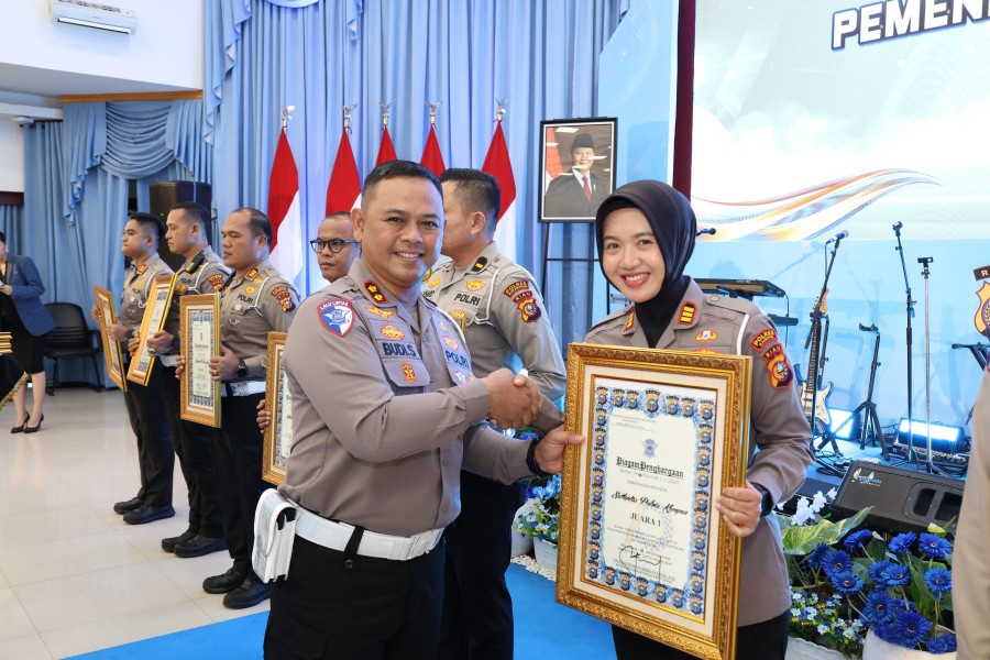 Polres Kampar Ukir Prestasi Gemilang, Sabet Juara 1 dan 3 di Lomba Dalam Rangka Hari Lalu Lintas Bhayangkara ke-70