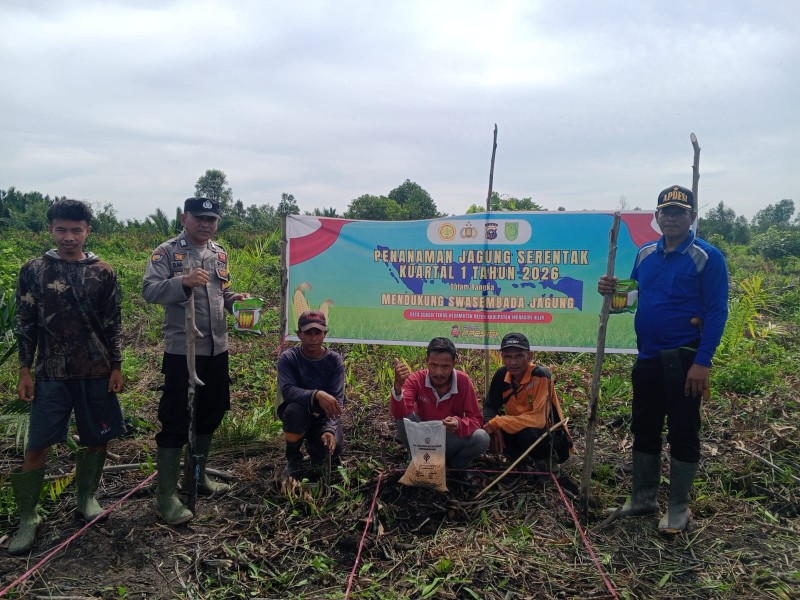 Polsek Reteh Kawal Program Ketahanan Pangan Lewat Penanaman Jagung