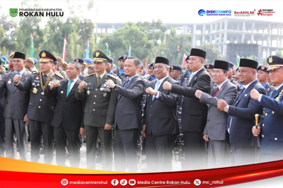 Bupati Rohul Hadiri Upacara HUT ke-80 TNI di Pekanbaru: TNI Tetap di Hati Rakyat