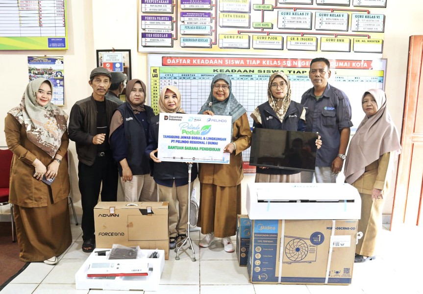 Pelindo Regional 1 Dumai Salurkan Bantuan Komputer dan AC untuk SD Negeri 11 Dumai Kota